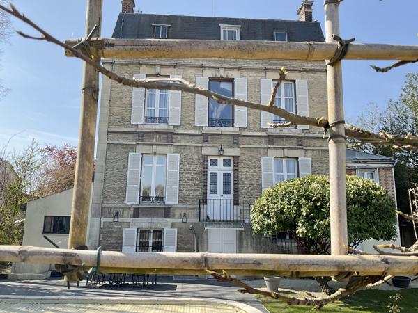 Maison de Maître avec son Authenticité Préservée