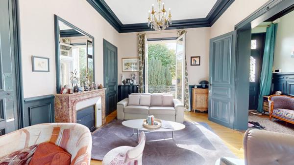 Maison de Maître avec son Authenticité Préservée