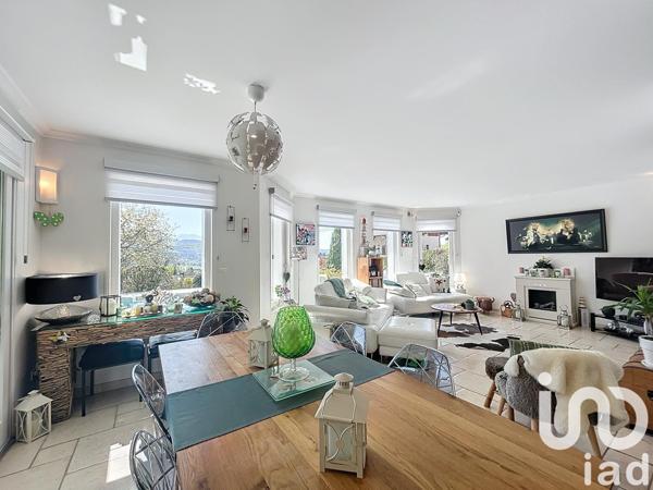 Maison à vendre 6 pièces 195 m² Viuz-en-Sallaz