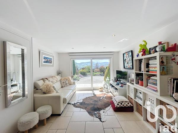 Maison à vendre 6 pièces 195 m² Viuz-en-Sallaz