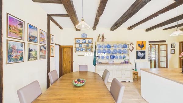 SUPERBE LONGERE AVEC PISCINE ET GARAGE AU PIEDS DE CORDES Cordes sur ciel