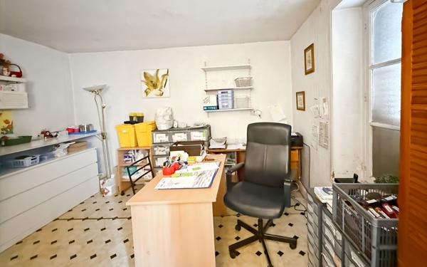 Immeuble à vendre    6 pièces • 155 m2 Charleville-Mézières