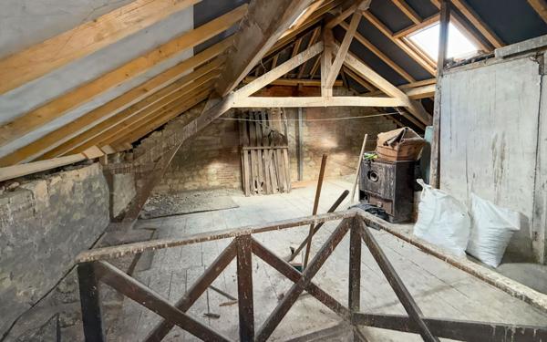 Immeuble à vendre    6 pièces • 155 m2 Charleville-Mézières