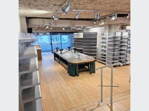 Commerce à Louer à LENS 3400 €