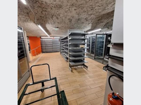 Commerce à Louer à LENS 3400 €
