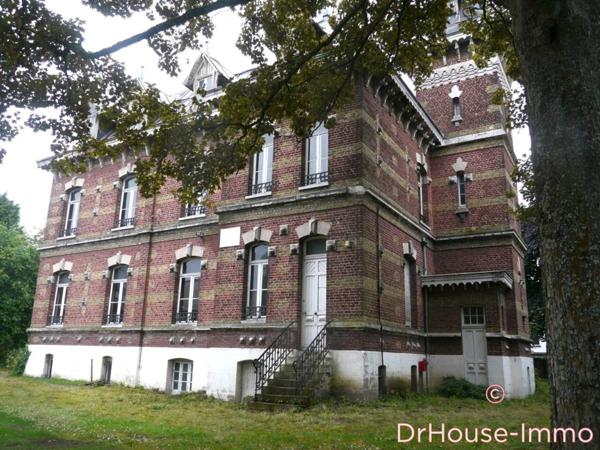 Château à vendre 14 pièces de 250 m²