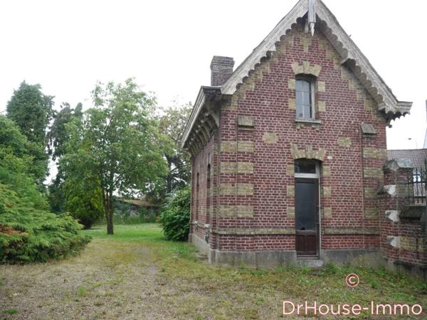 Château à vendre 14 pièces de 250 m²