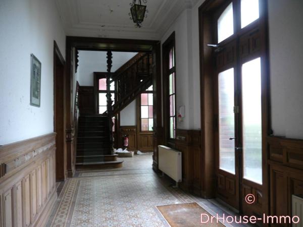 Château à vendre 14 pièces de 250 m²