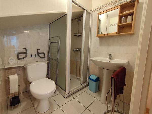 Ensemble immobilier Les Sables d'Olonne (6 studios - 1 local commercial)