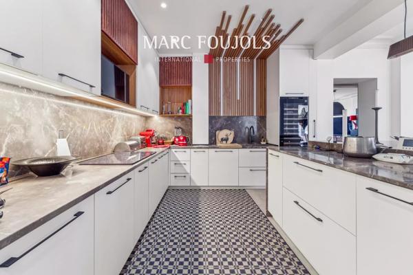 Parc Monceau – Appartement de 212m² avec un grand jardin terrasse