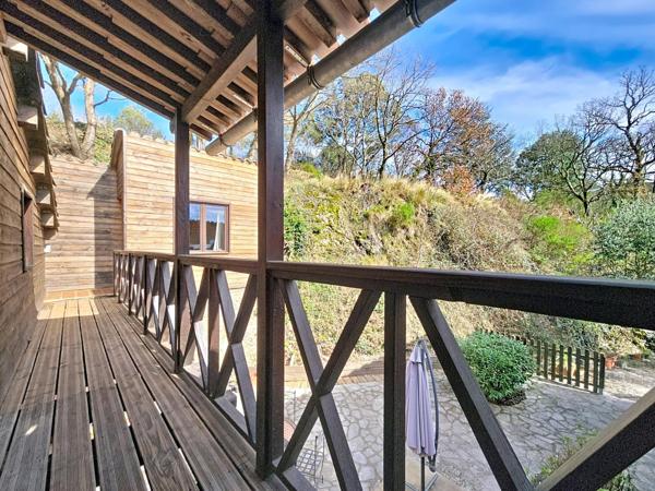 Superbe maison de caractère implantée sur son grand terrain