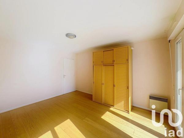 Appartement 2 pièces de 42 m² à Noisy-le-Grand (93160)