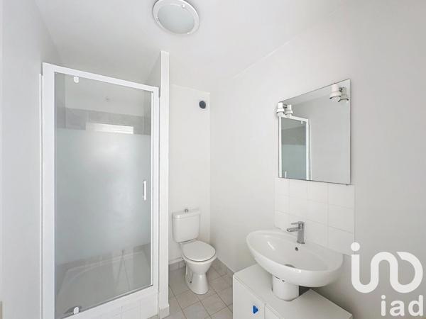 Appartement 2 pièces de 42 m² à Noisy-le-Grand (93160)