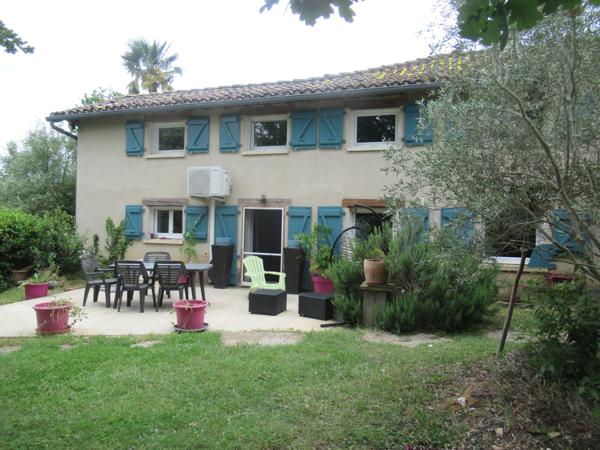 Caussade (82300) BELLE MAISON DE VILLAGE