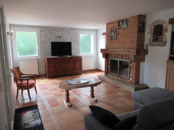 Caussade (82300) BELLE MAISON DE VILLAGE