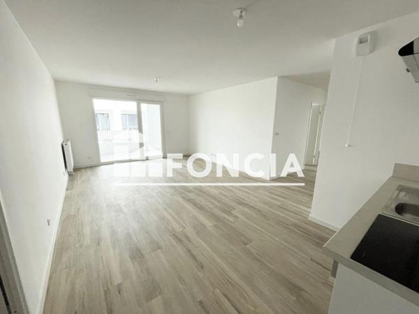 Location Appartement 3 pièces 73.4 m² - 1 RUE JEAN RAYMOND GUYON Lormont 33310