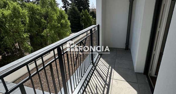 Location Appartement 2 pièces 48.25 m² - Clamart 92140