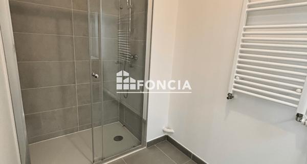 Location Appartement 2 pièces 48.25 m² - Clamart 92140