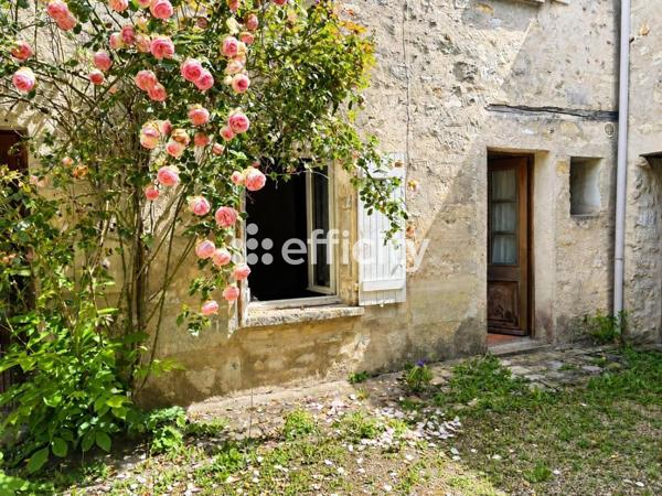 Appartement
         1 pièce
        - 19 m² 95 000 € *