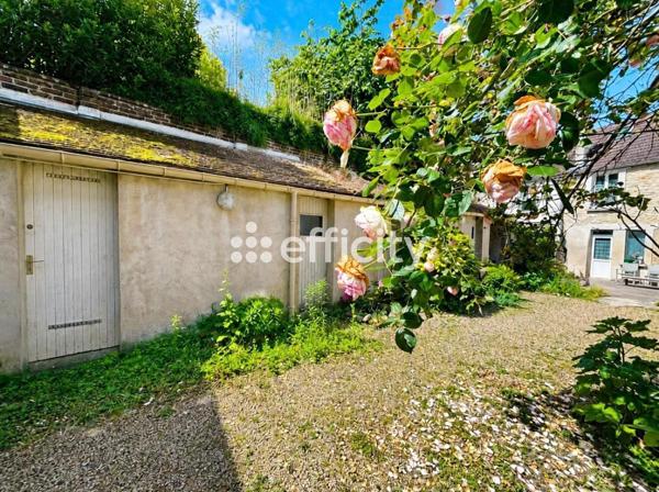 Appartement
         1 pièce
        - 19 m² 95 000 € *