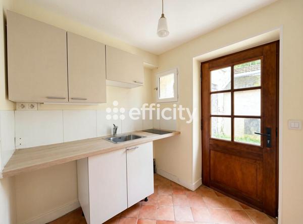 Appartement
         1 pièce
        - 19 m² 95 000 € *