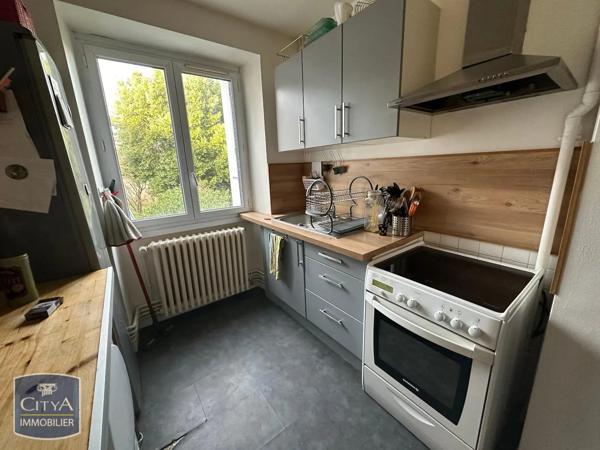 Appartement à louer 2 pièces 59.31m² Biard (86580)