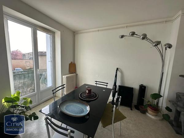 Appartement à louer 2 pièces 59.31m² Biard (86580)