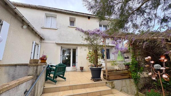 NIORT - maison de 174m² avec jardin et garage