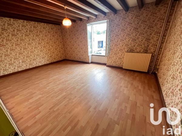 Maison à vendre 10 pièces 259 m² Charroux