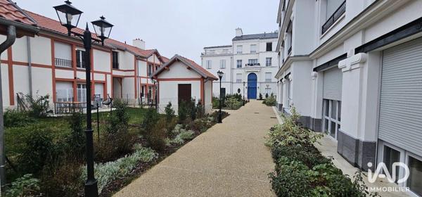 Location appartement 2 pièces 33 m² Serris