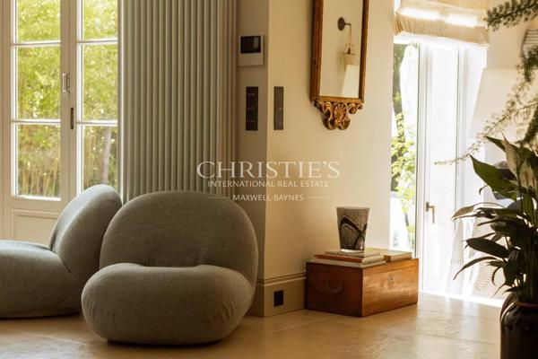 Cauderan – Elégante maison en pierre, piscine, jardin et stationnement