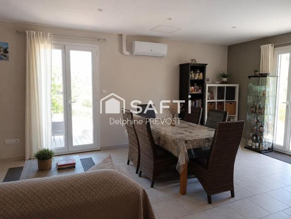 Ensemble immobilier de deux villas de plain pied