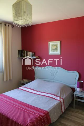 Ensemble immobilier de deux villas de plain pied
