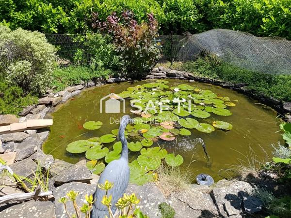 Ensemble immobilier de deux villas de plain pied