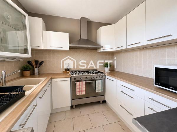 Ensemble immobilier de deux villas de plain pied