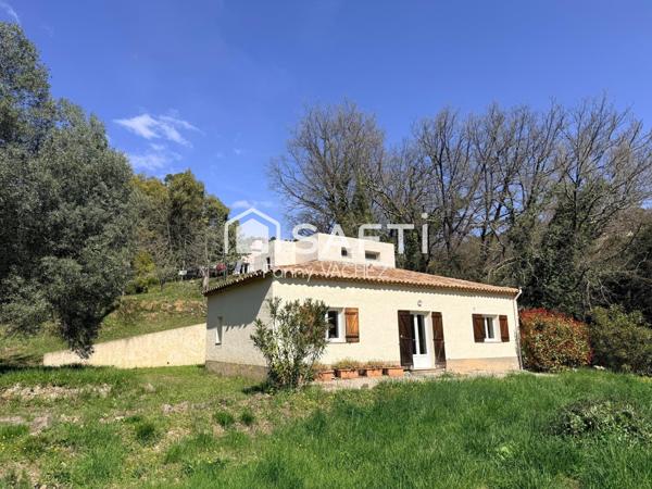 Propriété avec deux habitations, piscine et cadre naturel à Fayence