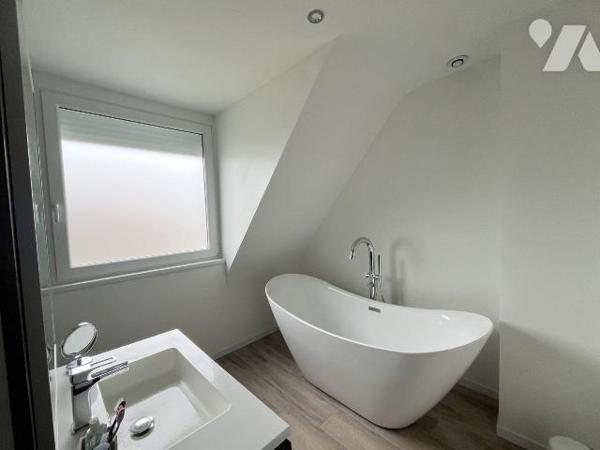 NOUVEAUTE "COUP DE COEUR" Maison à vendre à OUTREAU.
Notre Service Immobilier vous propose cet...