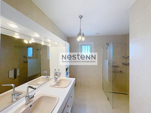 Maison La Chapelle Sur Erdre 8 pièces, beau potentiel