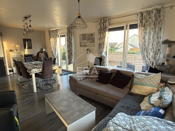 Maison 5 pièces sur sous-sol complet