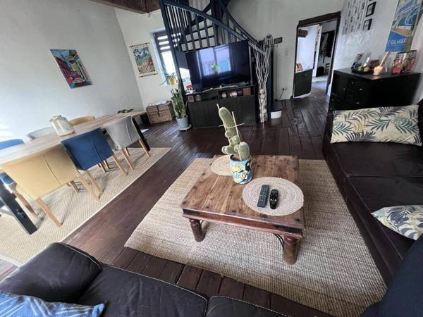 SAINT GALMIER CENTRE MAISON DE VILLE