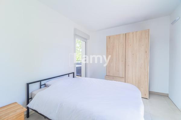 Appartement avec deux stationnements