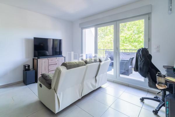 Appartement avec deux stationnements