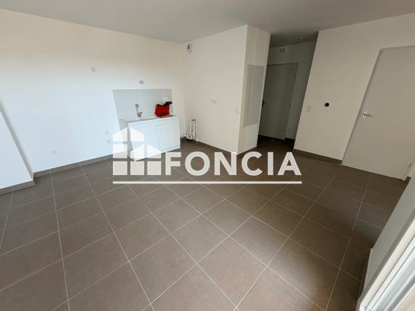 Location Appartement 3 pièces 75.08 m² - Arles 13200