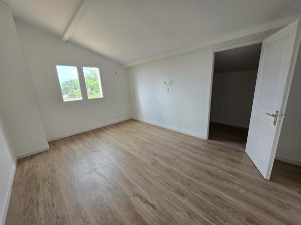 CINTEGABELLE-VILLA 5 pièces 117 m² Cintegabelle (31550)