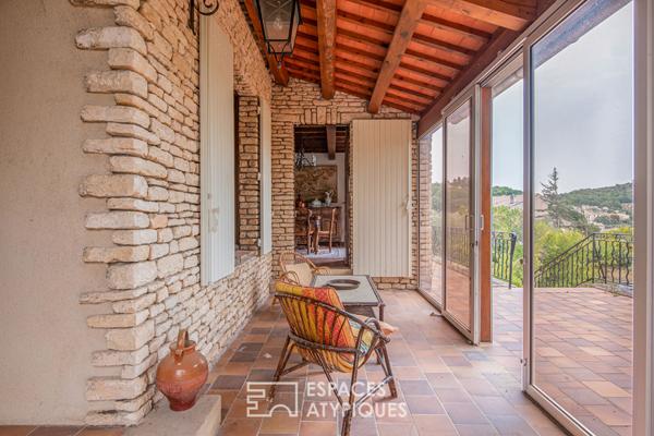 Bastide en pierre 163m² avec vue panoramique, piscine et potentiel d’agrandissement