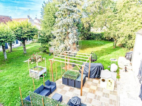 Domaine 55 pièces de 1 160 m² à Fontenay-Trésigny (77610)