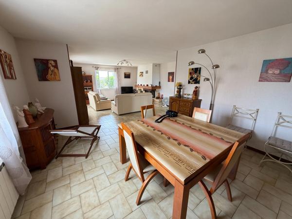 Villa familiale 4 pièces avec combles aménagés, terrain piscinable et grand garage – Boujan-sur-Libron