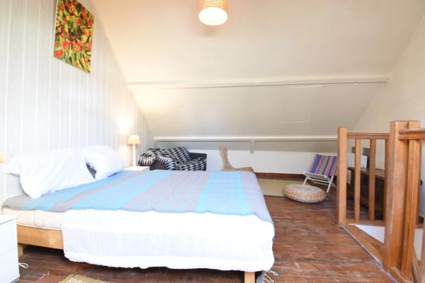 Location meublée: Concarneau, centre ville maison, 2 chambres, 1 bureau