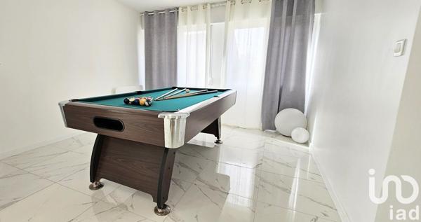 Maison 7 pièces de 174 m² à Peltre (57245)