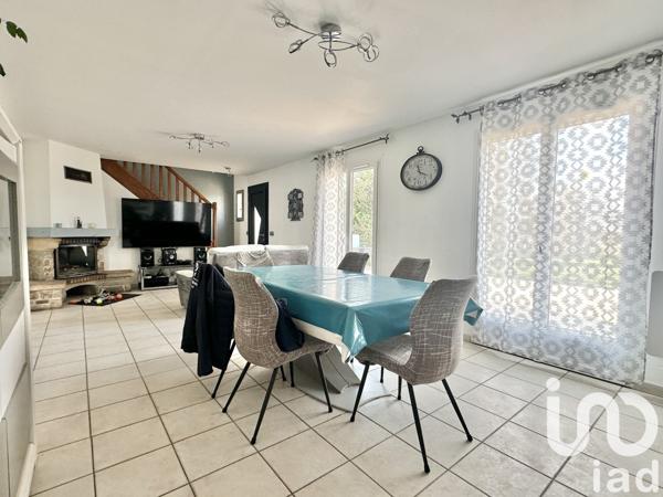 Maison à vendre 6 pièces 130 m² Villeneuve-sur-Yonne